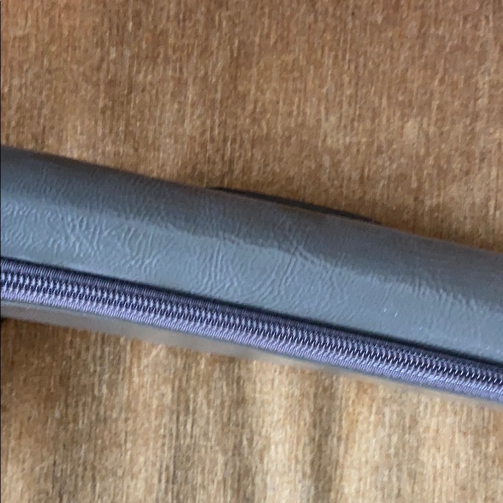 Coach genuine patent leather wallet Legacy Collection flap style - Picture 3 of 8